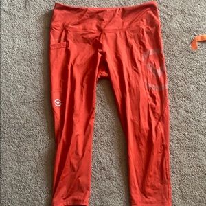 Virus performance crop legging